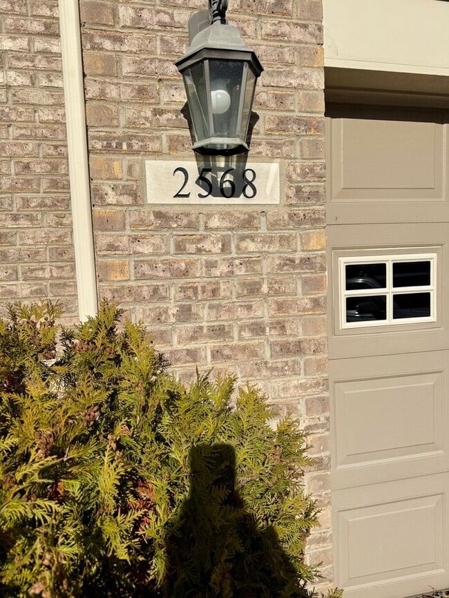 Photo - Beautiful 3BR 3BA Townhouse • Updated Kitchen • Deck • 2-Car Garage in Beavercreek