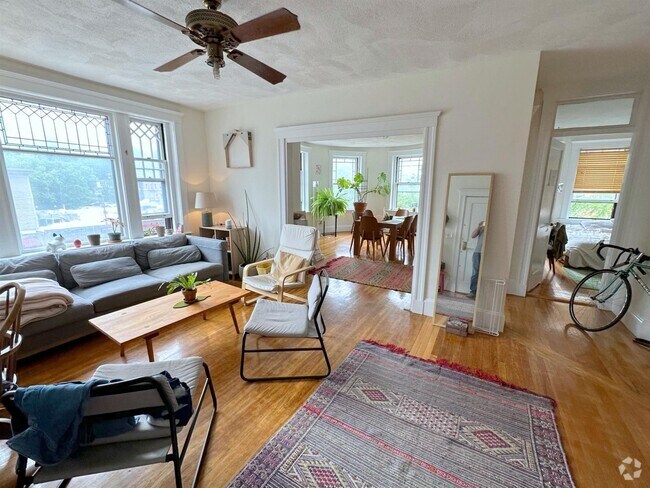 Building Photo - 1775 Massachusetts Ave Unit 8 Rental