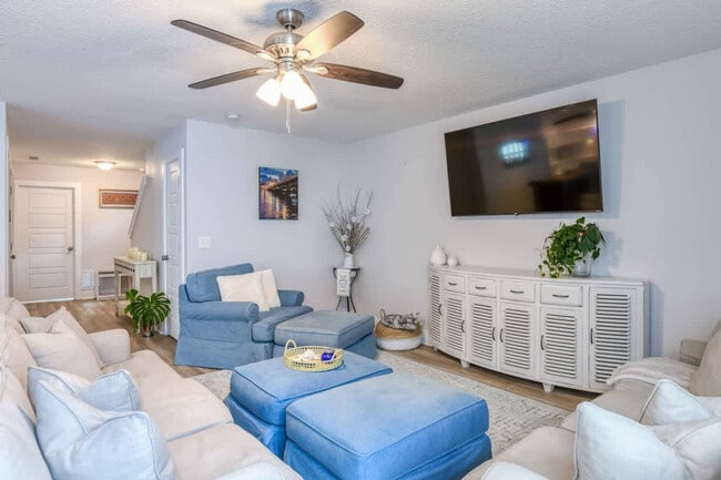 109 Arpieka Ave Unit SI ID1578457P