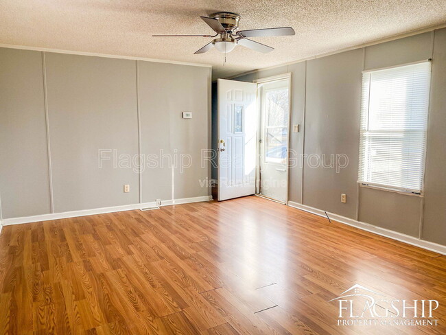 Photo - 126 Radford Dr