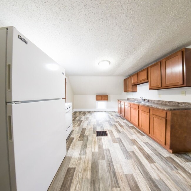 Photo - 501 E Lincoln Way Unit 2