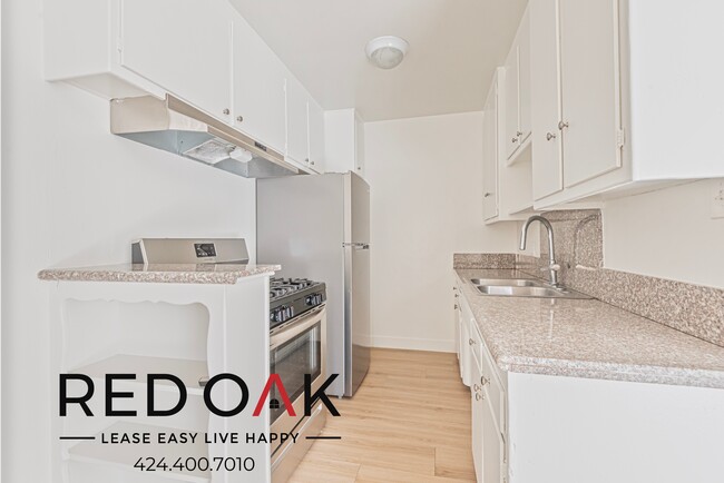 Photo - 1035 N Edinburgh Ave Unit 8