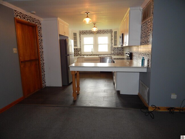 Photo - 2216 Dyke Rd