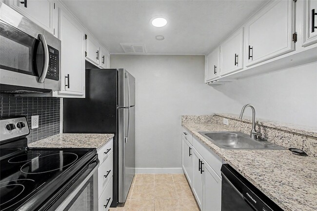 Photo - 41 Cypress Fairway Village