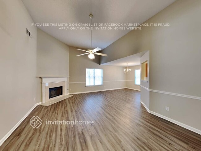 Photo - 401 Legend Creek Point