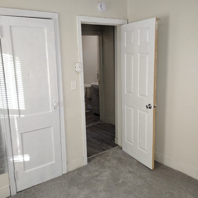 Photo - 415 Smith St