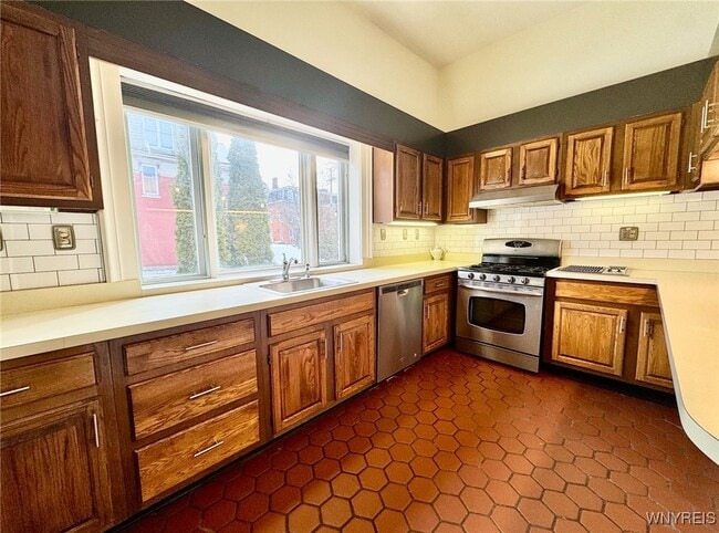 Photo - 25 Whitney Pl