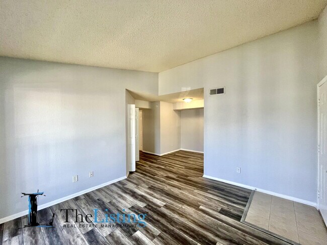 Photo - 3732 Idlebrook Cir Unit 208 1