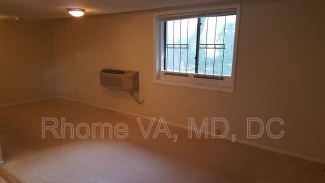 Photo - 3210 S 28th St Unit #103