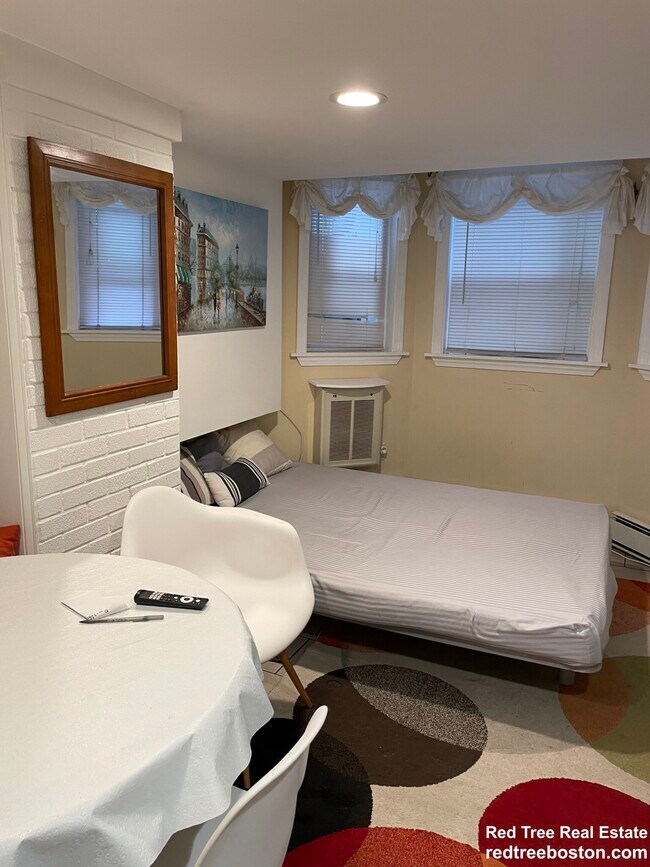 Photo - 8 Fulkerson St