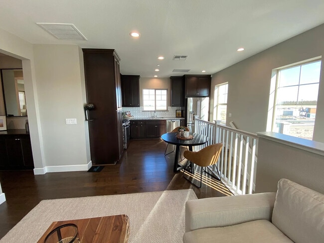 Photo - 476 E Sorrel Pl