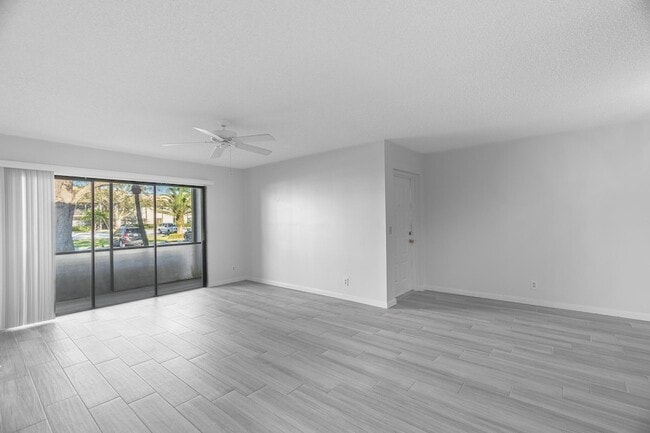 Photo - 2025 SW Silver Pine Way Unit 1201