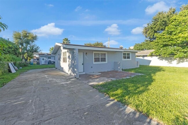 Photo - 3051 NW 77th St