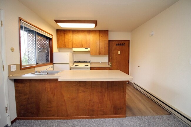 Photo - 1001 SW Woods St Unidad 8