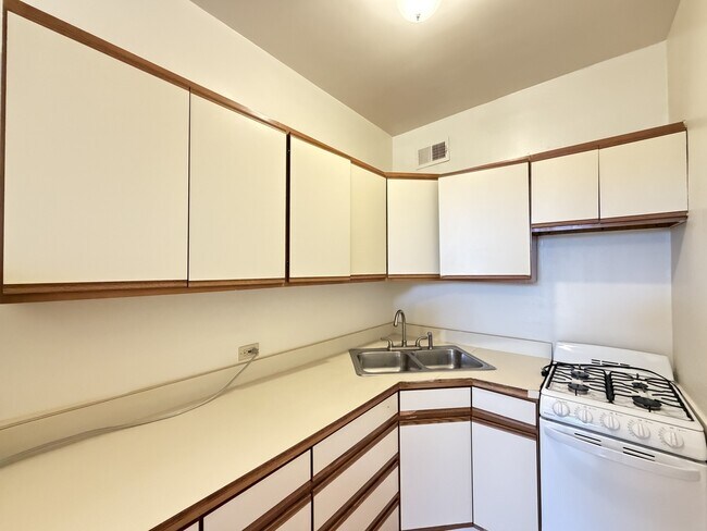 366 Park Ave Unit 20