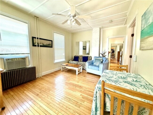 11 Old Beach Rd Unit 2