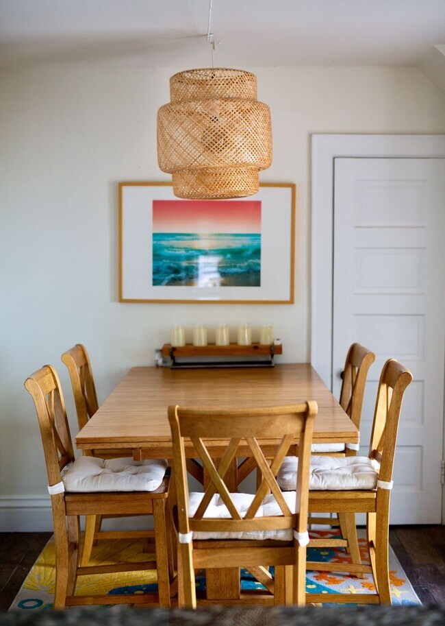 Photo - 729 Jenifer St Unit 2