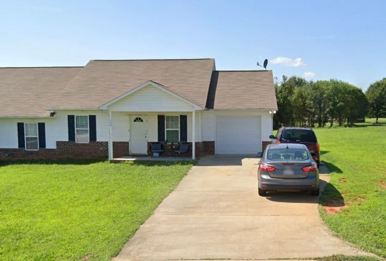 North Iredell - 2 BD/ 2 BA - North Iredell - 2 BD/ 2 BA Unit CL132