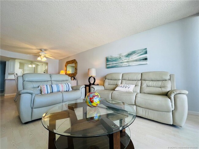 Photo - 9940 S Ocean Dr Unidad 703