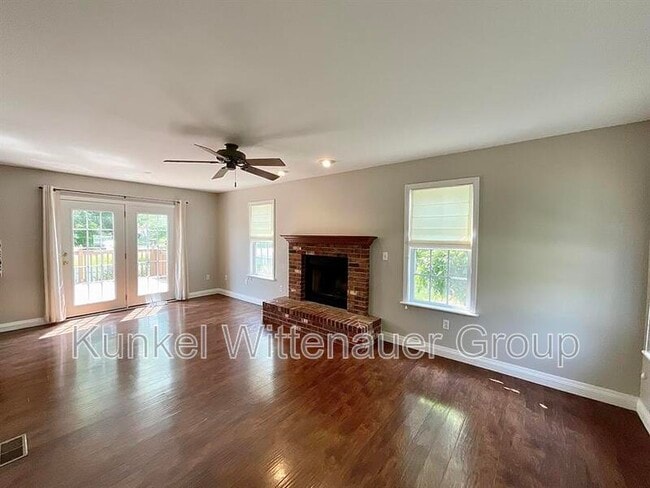 320 Ring of Kerry Dr