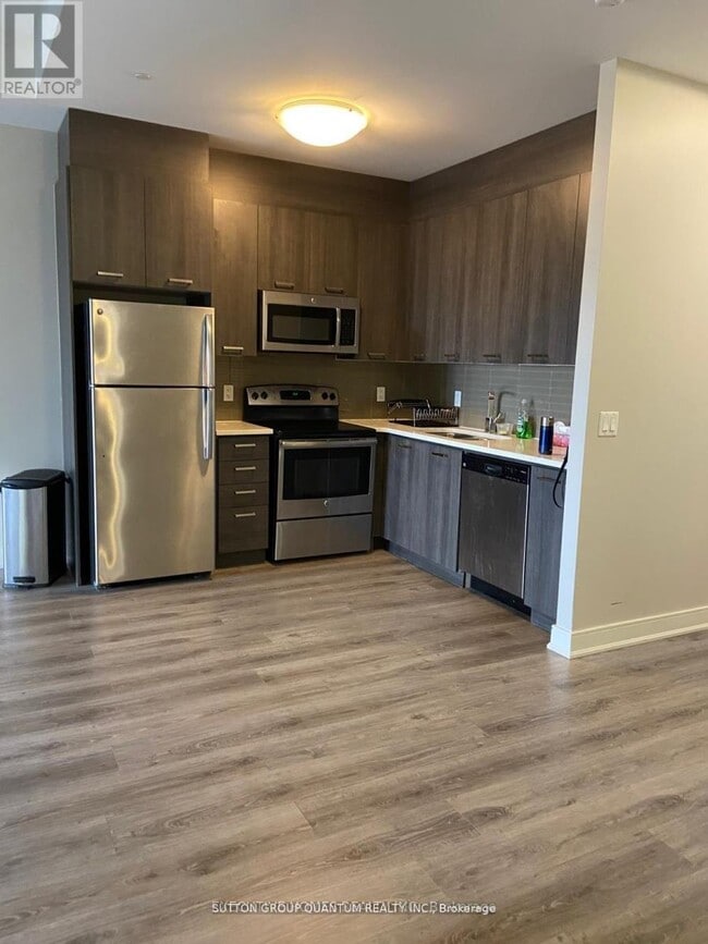 Photo - 150 Main St W Unit 604