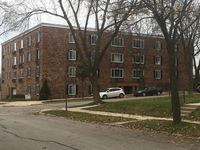 Photo - 1315 E Elmdale Ct Apartment