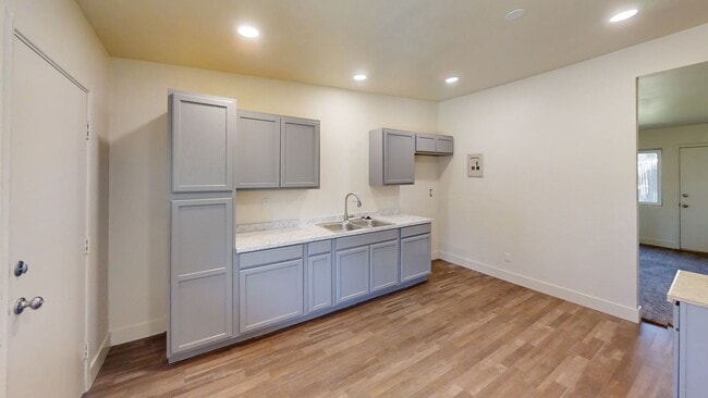 34584-88 Cedar Ln