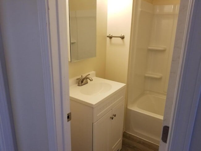 Photo - 409 2nd Ave E
