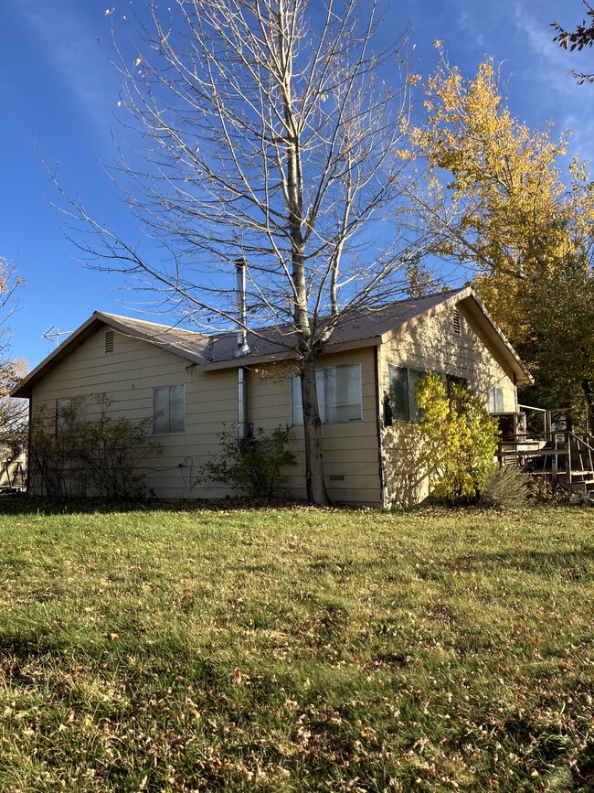 Building Photo - 449-980-980 Hixon Ln