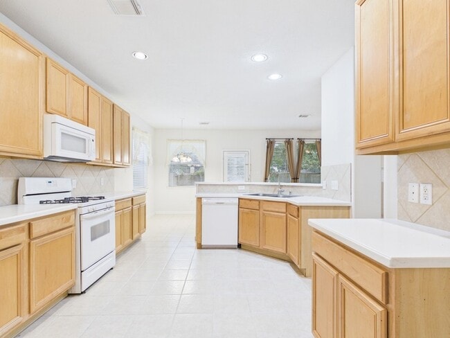 4702 Rolling View Ct