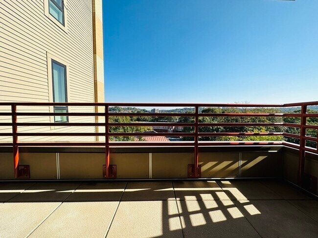 Photo - 1650 Commonwealth Ave Unit 504