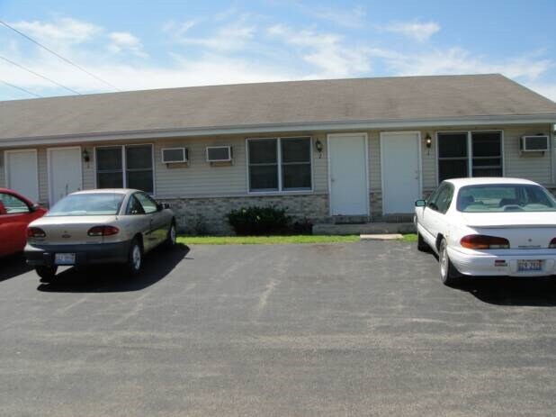 Photo - 808-809 Covey Ln