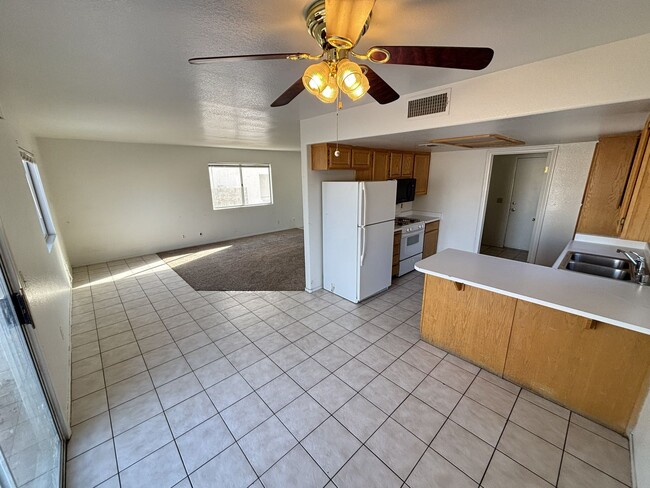 Photo - Charming 3Bed/2.5Bath/2Car home located in Summerlin
