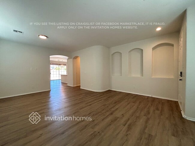 Photo - 16042 W Hualapai St