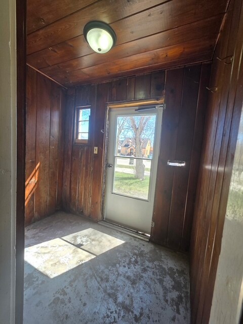 Photo - 702 8th Ave N