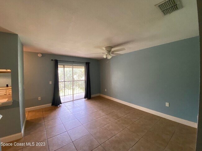 Photo - 210 Spring Dr Unit 7