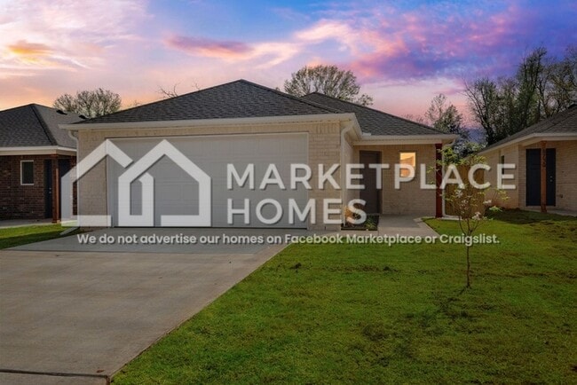 Building Photo - 8736 Preston Wood Dr