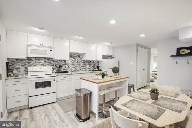 Photo - 3817 Cathedral Ave NW Unit GARDEN APARTMENT