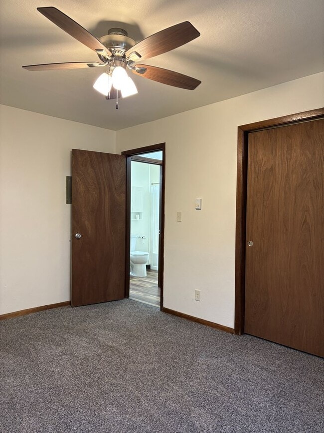 Photo - Immaculate Updated 1 and 2 Bedrooms with 1 Bath