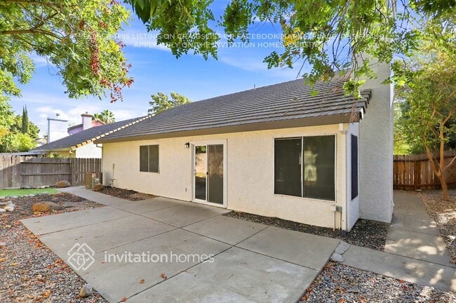8441 Solitude Ct