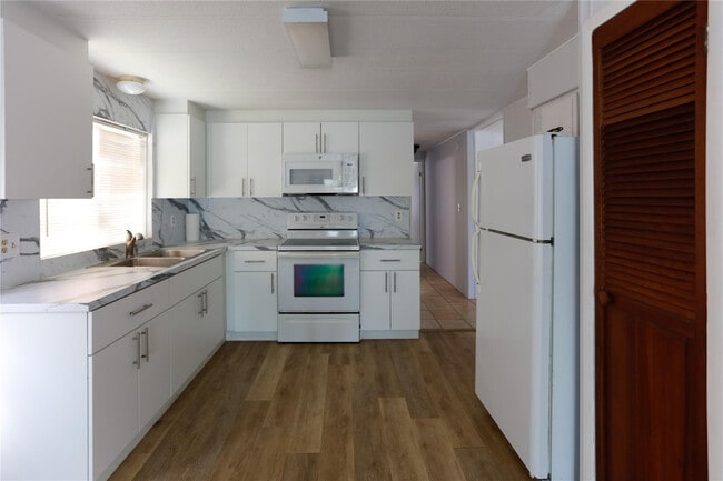 Photo - 21726 N Heritage Cir