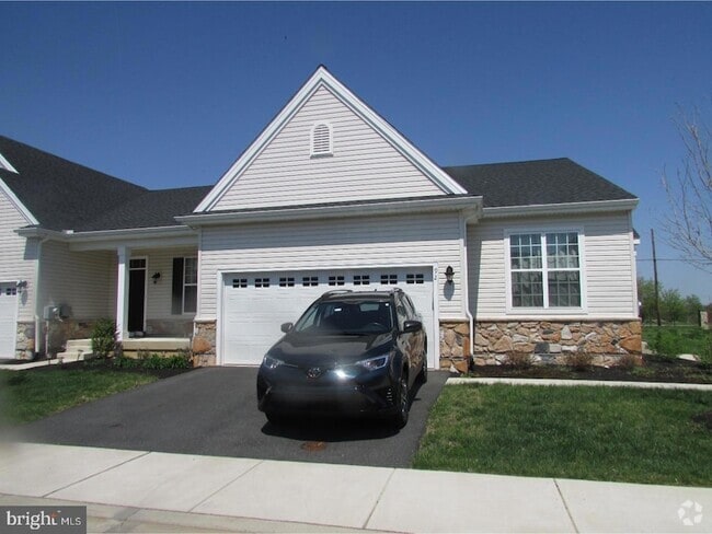 Building Photo - 92 Grand National Ln Rental