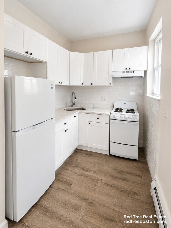 Photo - 2018 Commonwealth Ave Unit 23
