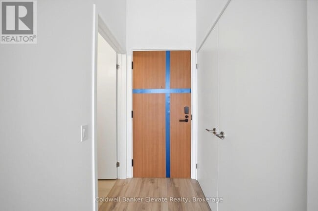 Photo - 1660 Bloor St W Unit 102