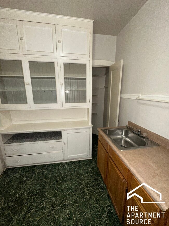 Photo - 1309 Oak Ave Unit W1