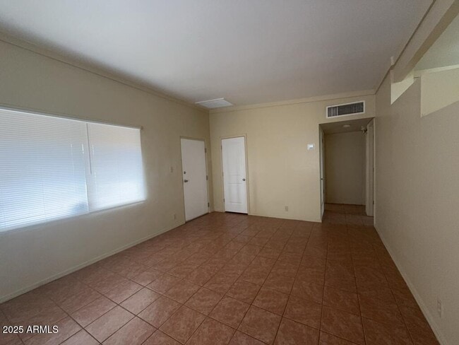 Photo - 1800 E Fry Blvd Unidad 24