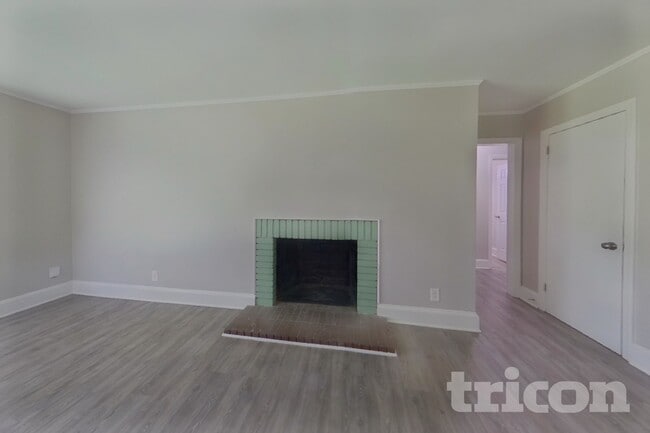 Photo - 5530 Wedgewood Dr
