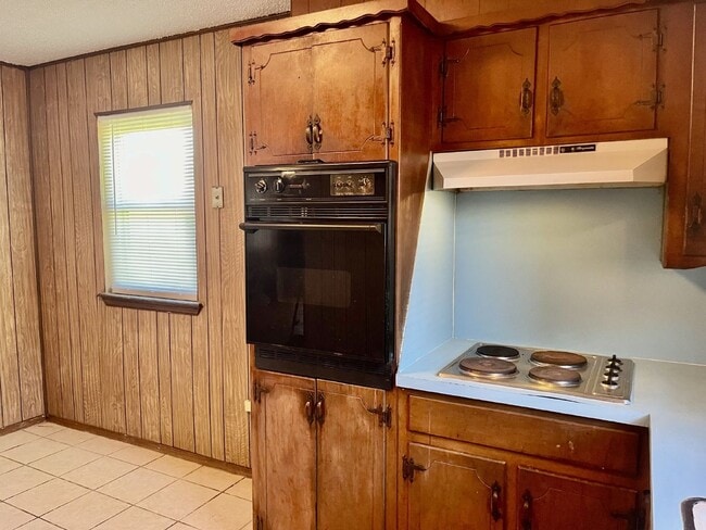 Photo - Three bedroom home in South OKC.