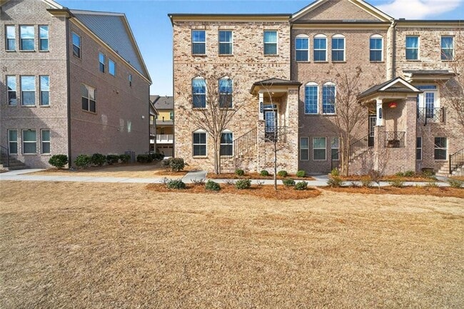 Building Photo - 3960 Redwood Dr