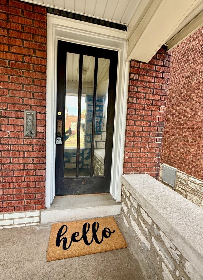 Photo - 4950 Loughborough Ave Unidad B